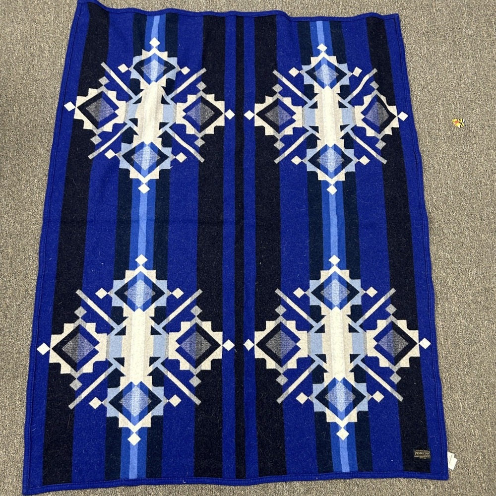 Pendleton Wool Blanket Unisex OS Blue Reversible Geometric Southwestern USA B3 - Picture 1 of 8